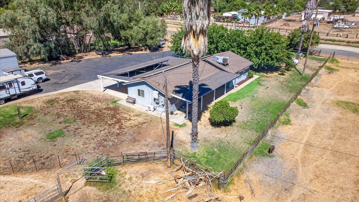 12909 E Gettysburg Ave, Sanger, CA 93657