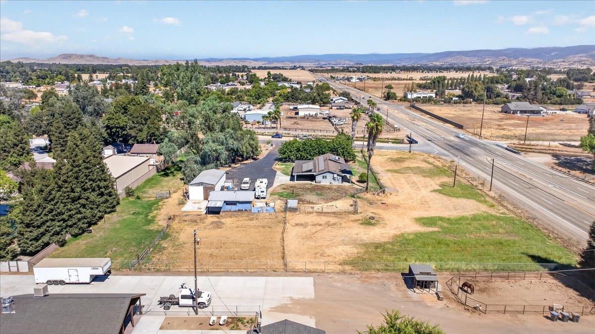 12909 E Gettysburg Ave, Sanger, CA 93657