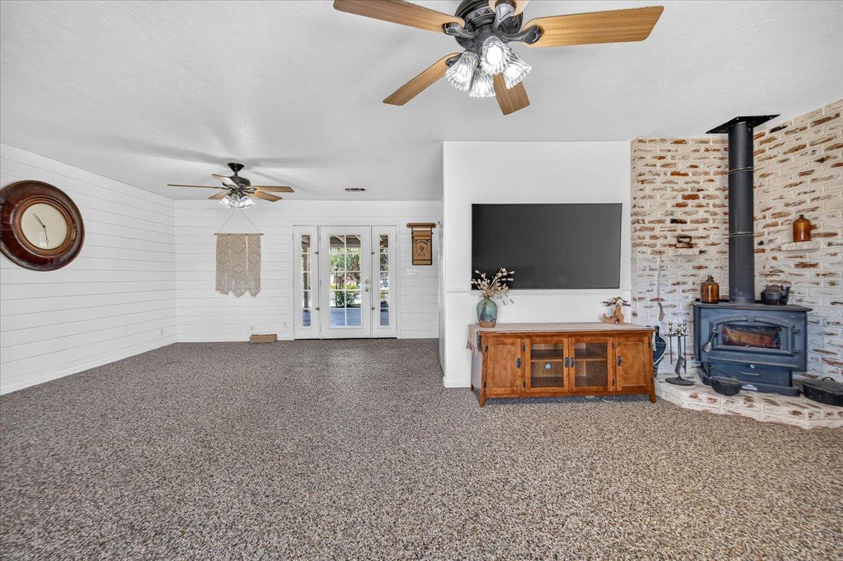 12909 E Gettysburg Ave, Sanger, CA 93657