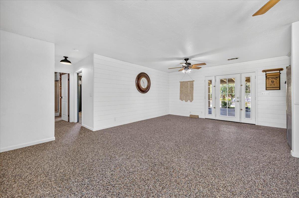 12909 E Gettysburg Ave, Sanger, CA 93657