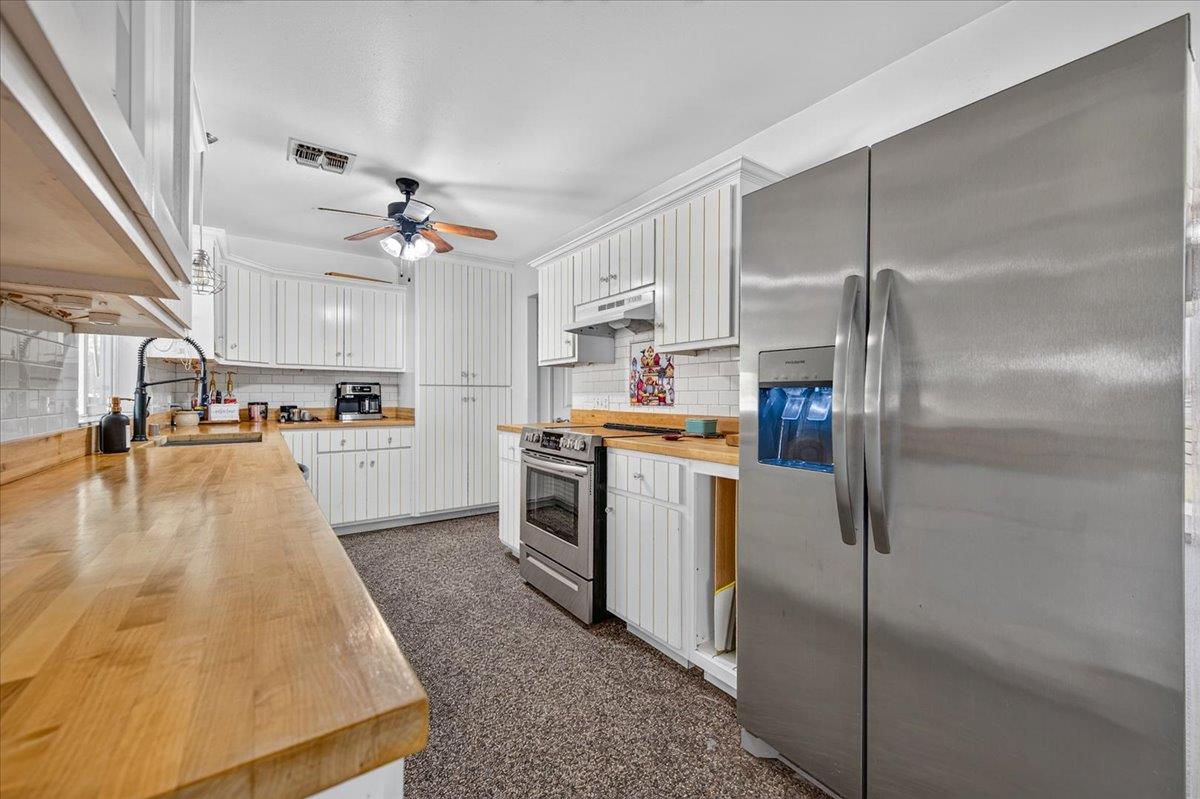 12909 E Gettysburg Ave, Sanger, CA 93657