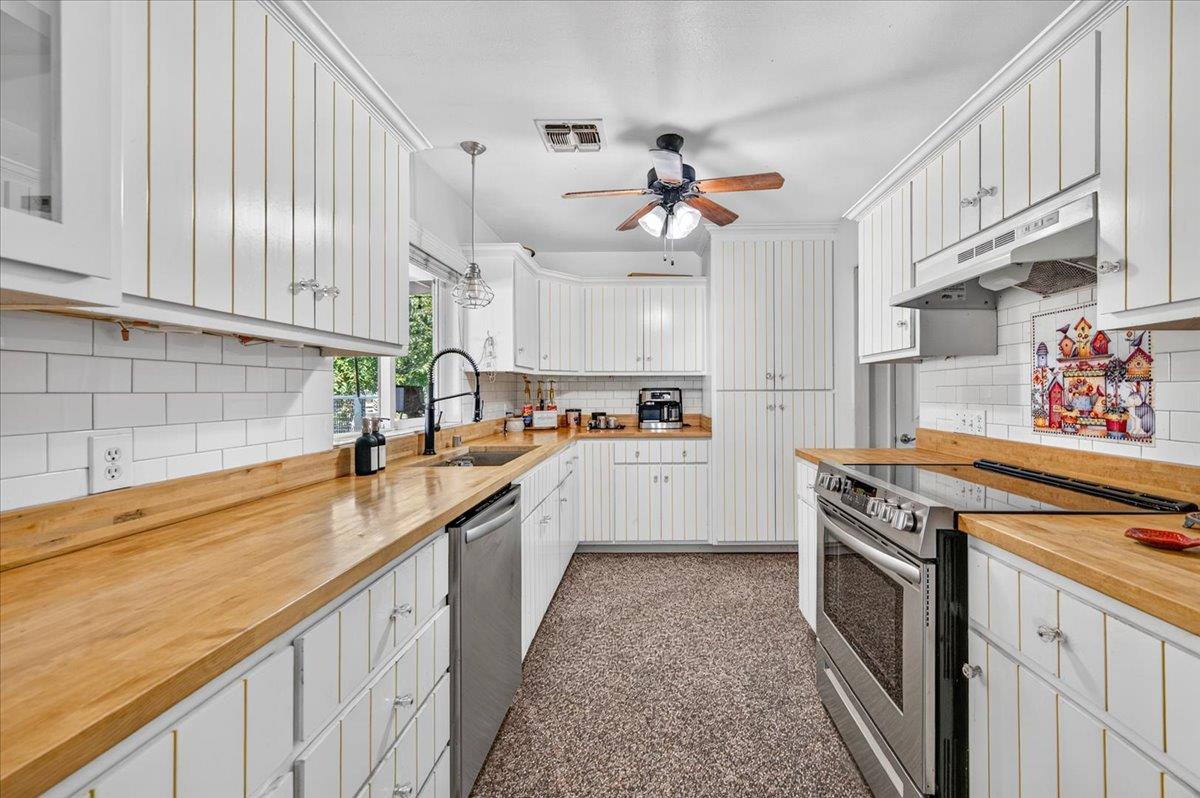 12909 E Gettysburg Ave, Sanger, CA 93657