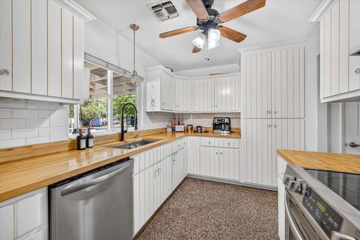 12909 E Gettysburg Ave, Sanger, CA 93657