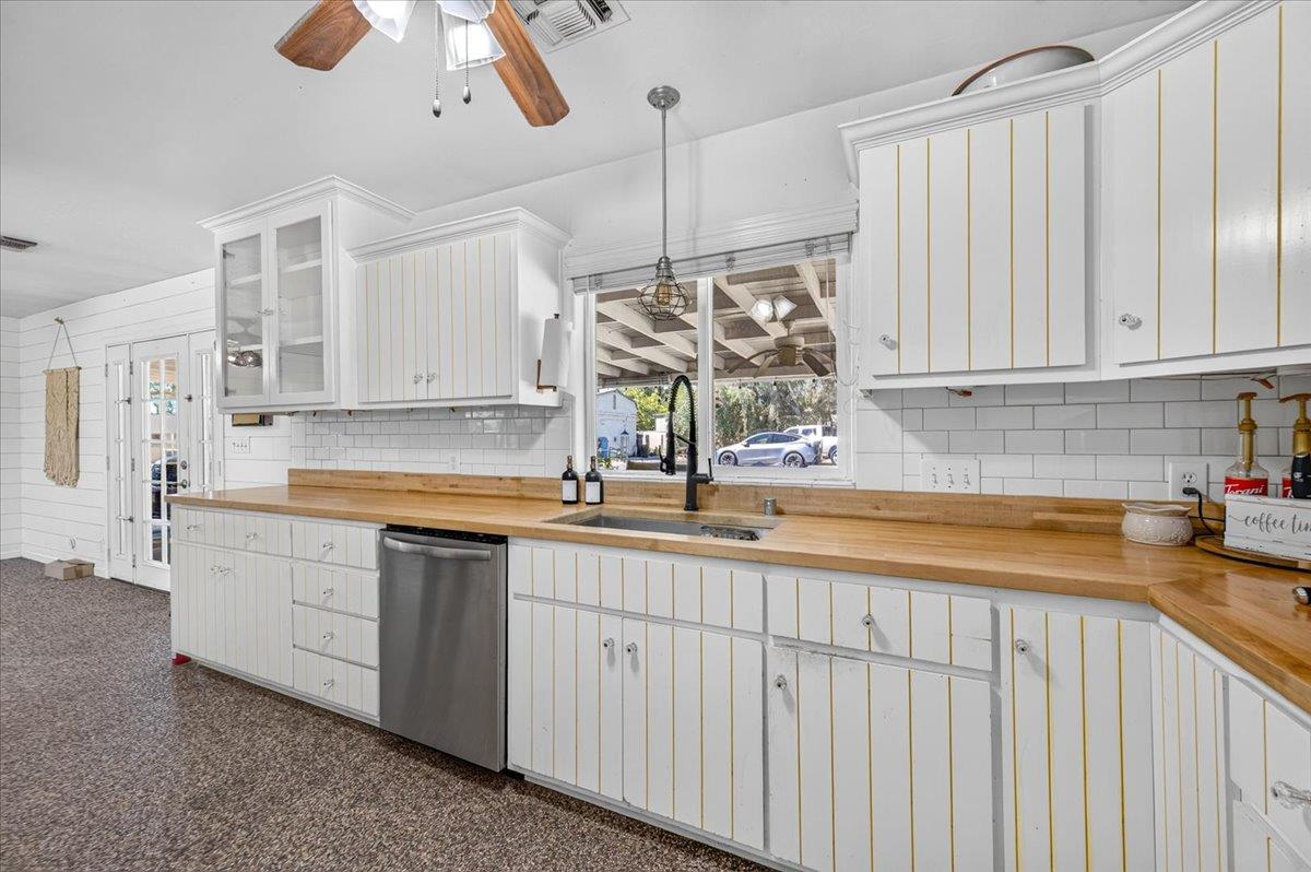 12909 E Gettysburg Ave, Sanger, CA 93657
