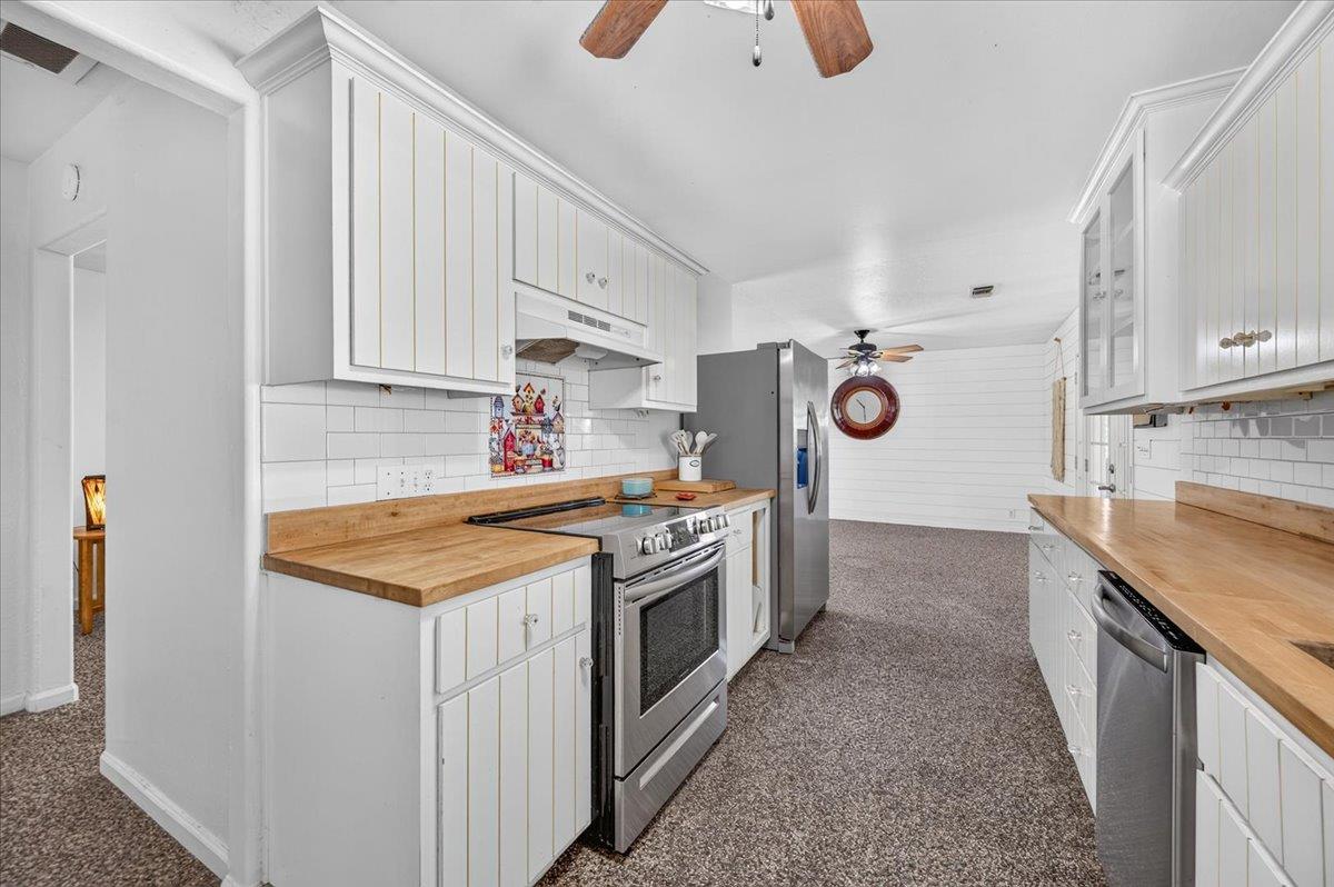 12909 E Gettysburg Ave, Sanger, CA 93657