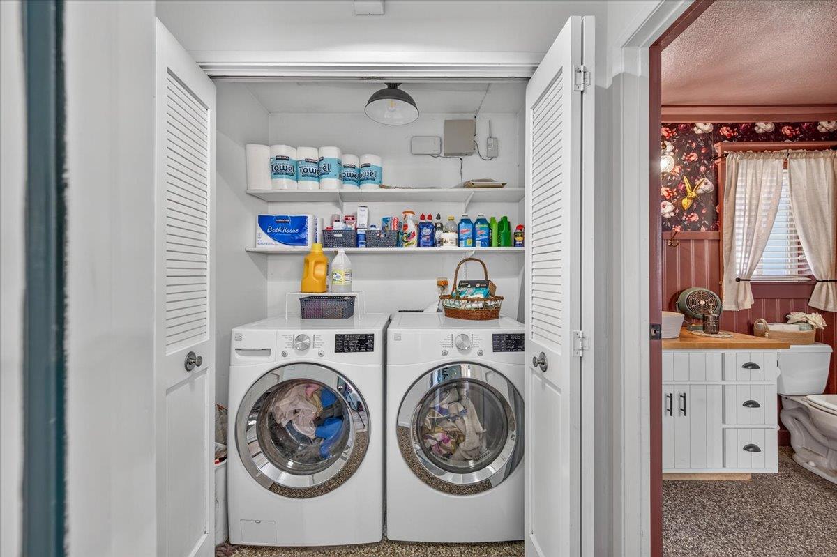 12909 E Gettysburg Ave, Sanger, CA 93657