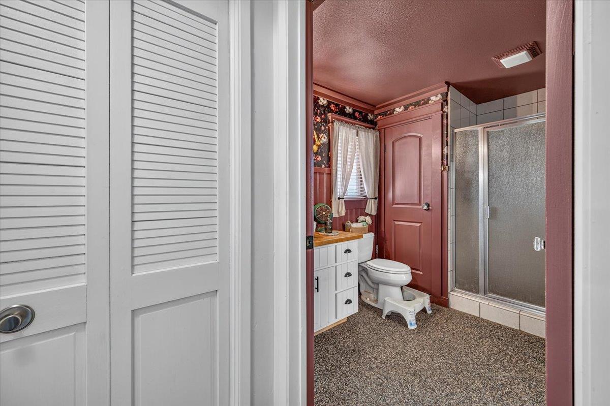 12909 E Gettysburg Ave, Sanger, CA 93657