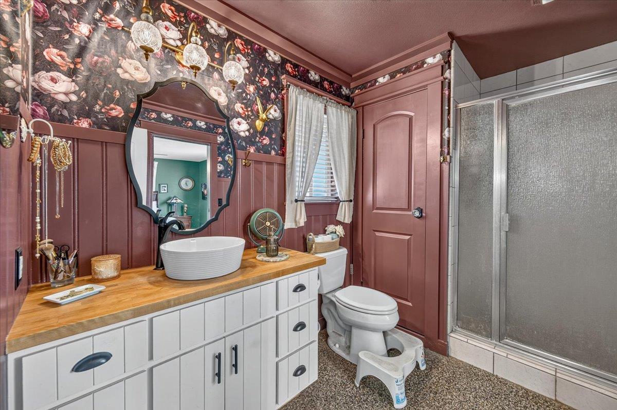 12909 E Gettysburg Ave, Sanger, CA 93657