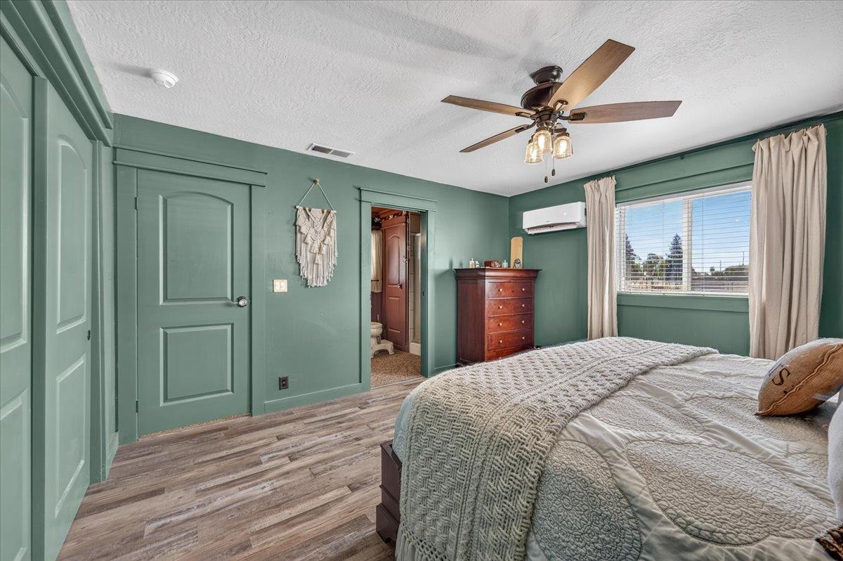 12909 E Gettysburg Ave, Sanger, CA 93657