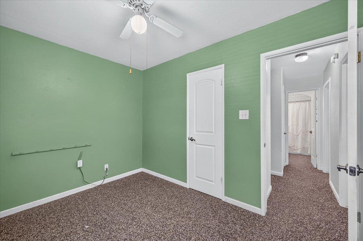 12909 E Gettysburg Ave, Sanger, CA 93657