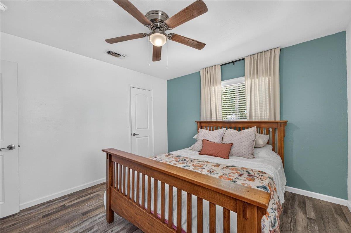 12909 E Gettysburg Ave, Sanger, CA 93657