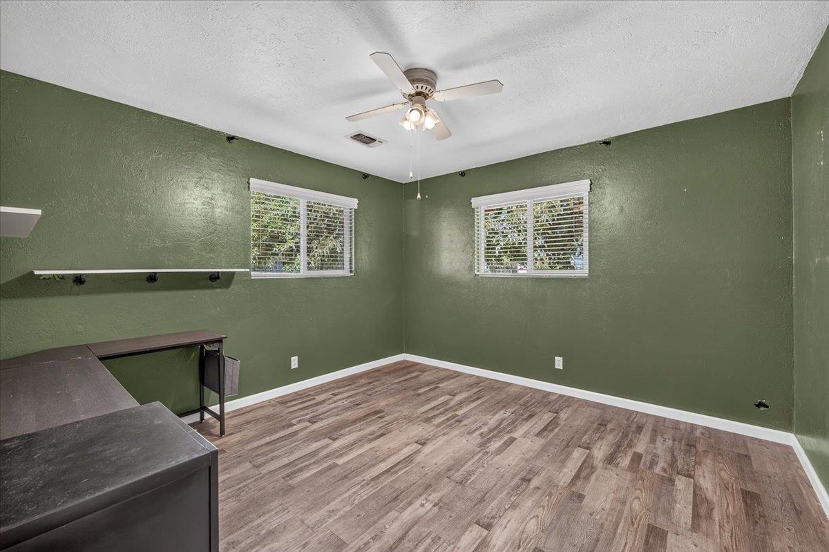 12909 E Gettysburg Ave, Sanger, CA 93657