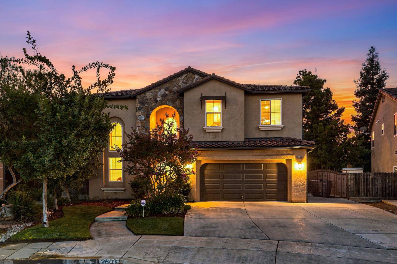 2603 E Powers Ave, Fresno, CA 93720