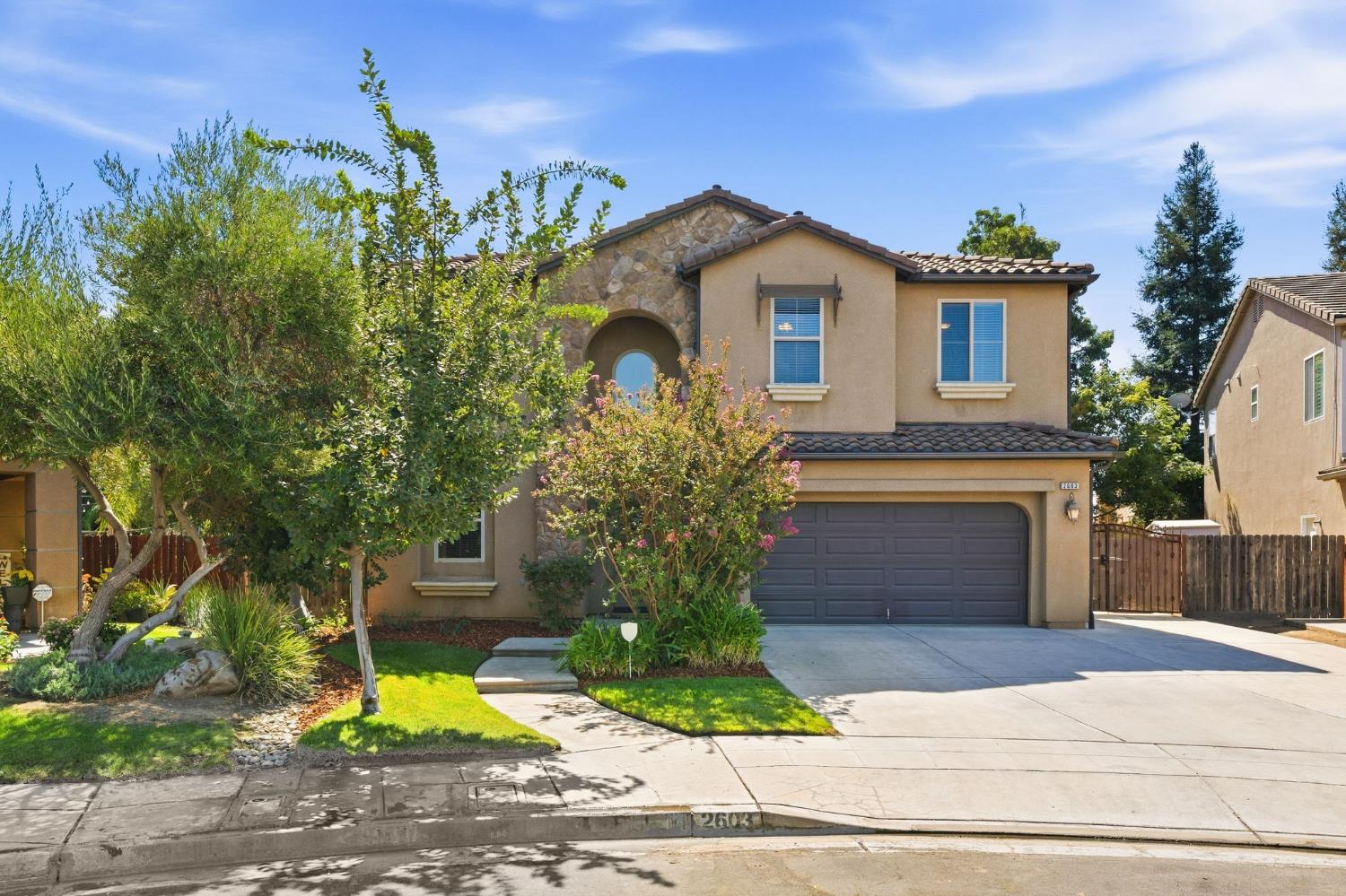2603 E Powers Ave, Fresno, CA 93720