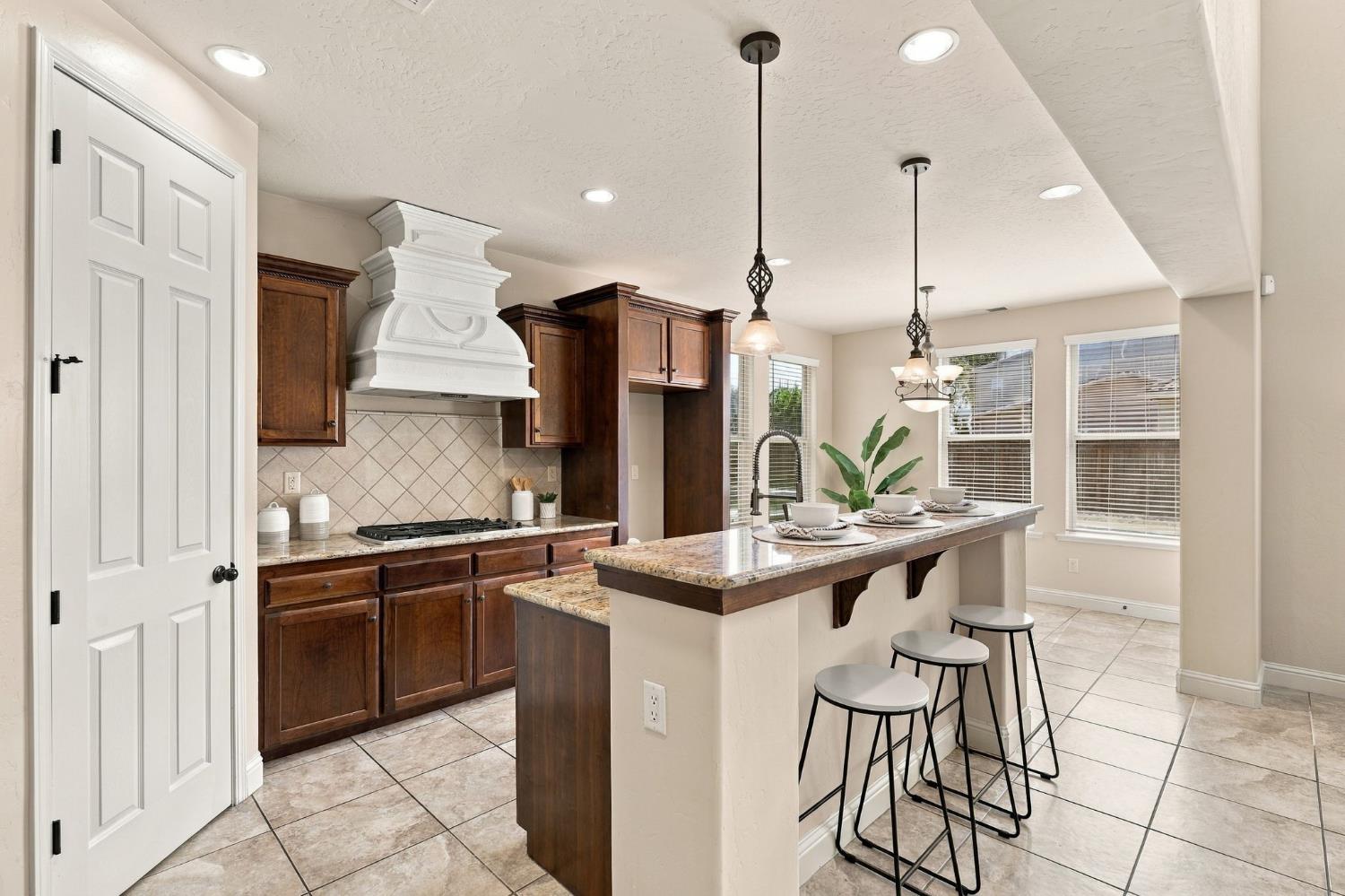 2603 E Powers Ave, Fresno, CA 93720