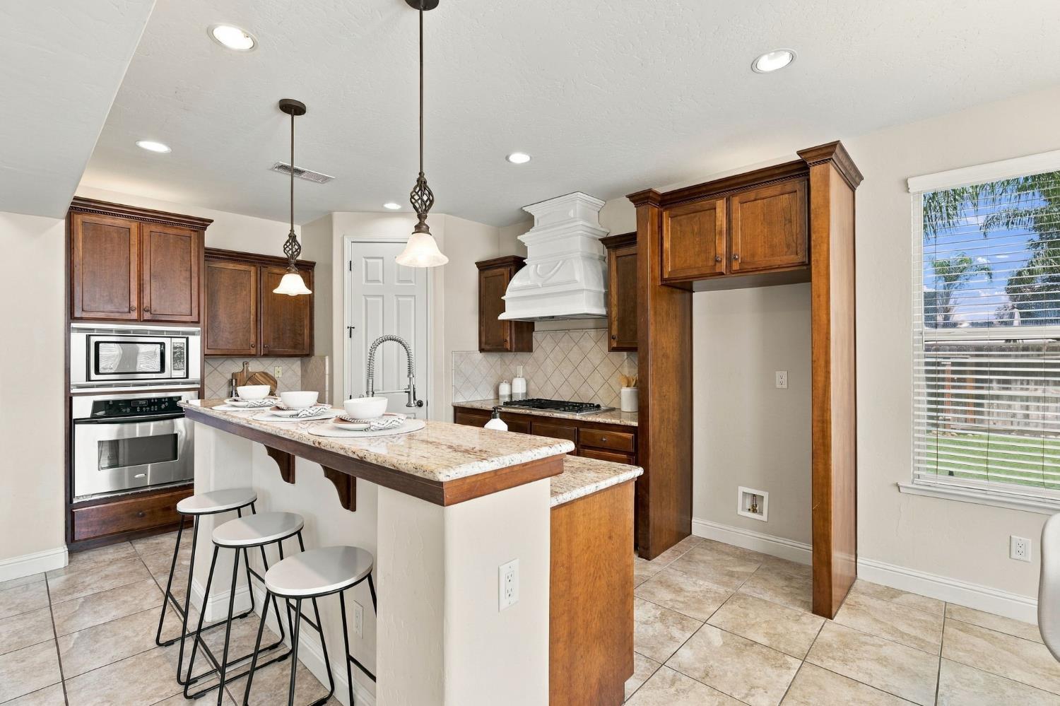 2603 E Powers Ave, Fresno, CA 93720