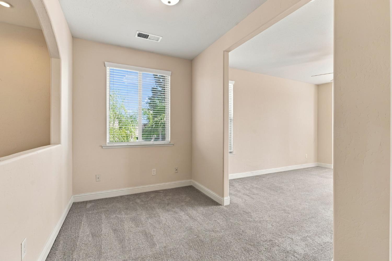 2603 E Powers Ave, Fresno, CA 93720