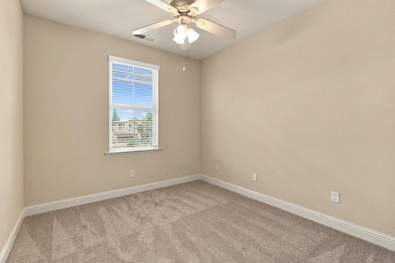 2603 E Powers Ave, Fresno, CA 93720