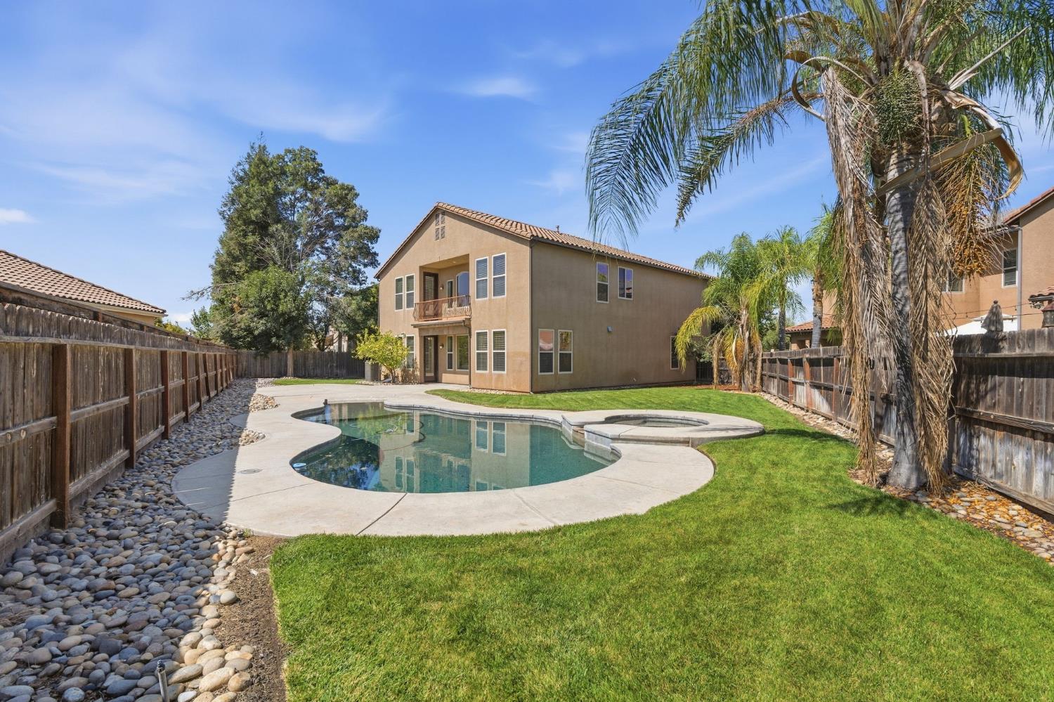 2603 E Powers Ave, Fresno, CA 93720