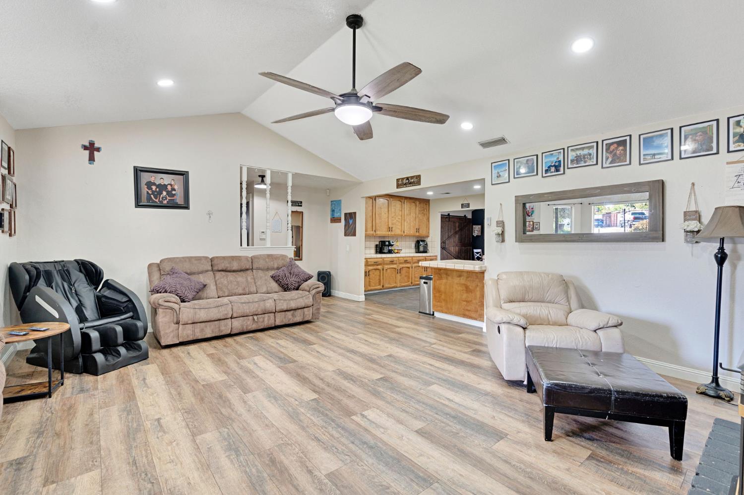 18654 Ridgedale, Madera, CA 93638