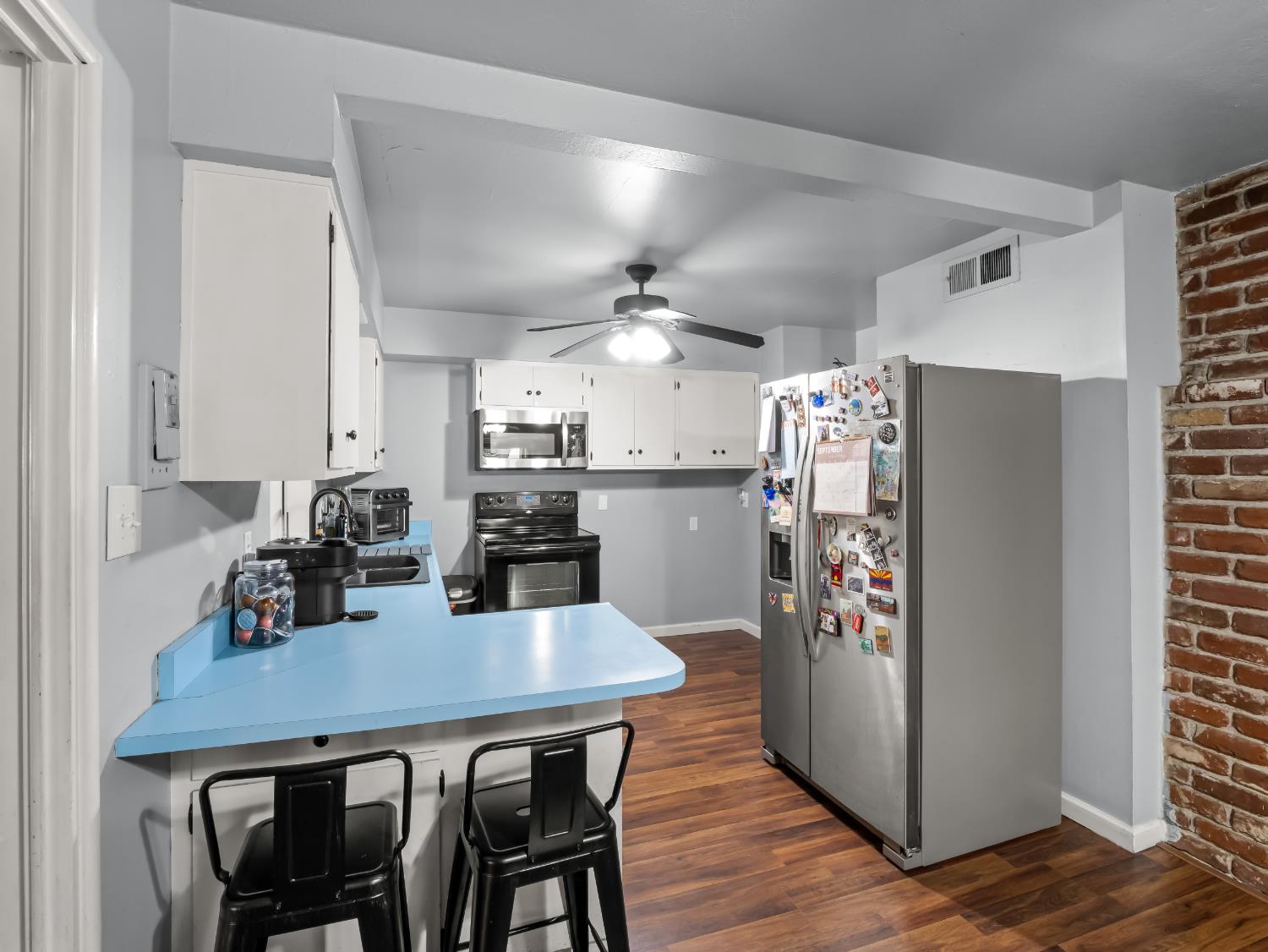 3763 E Robinson Ave, Fresno, CA 93726