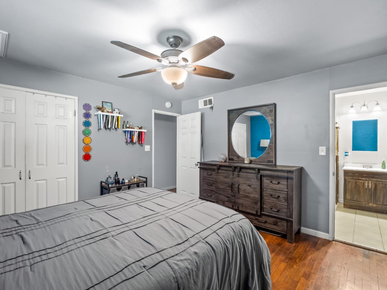 3763 E Robinson Ave, Fresno, CA 93726