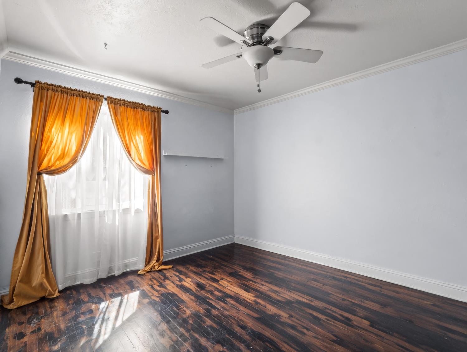 3763 E Robinson Ave, Fresno, CA 93726