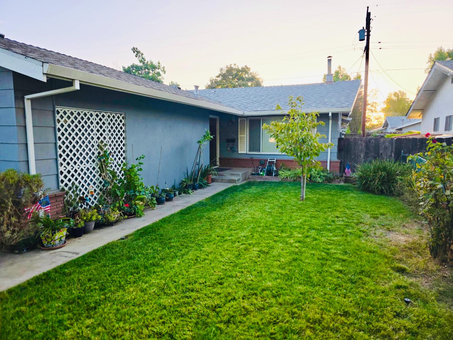 2405 Carver St, Modesto, CA 95350