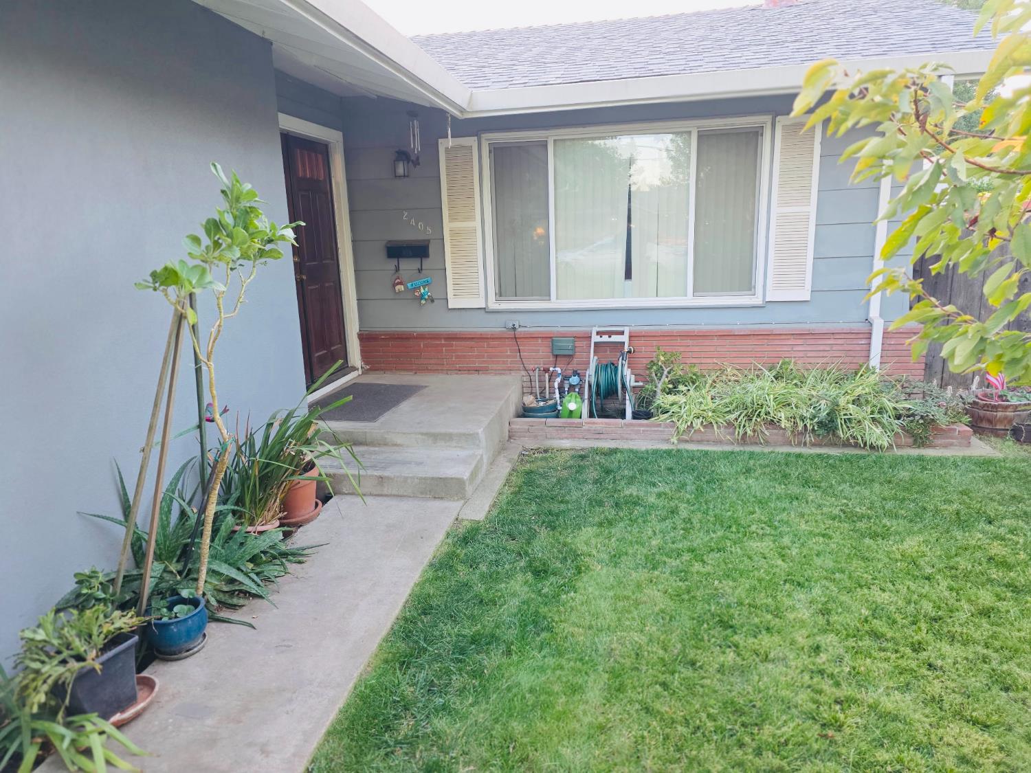 2405 Carver St, Modesto, CA 95350