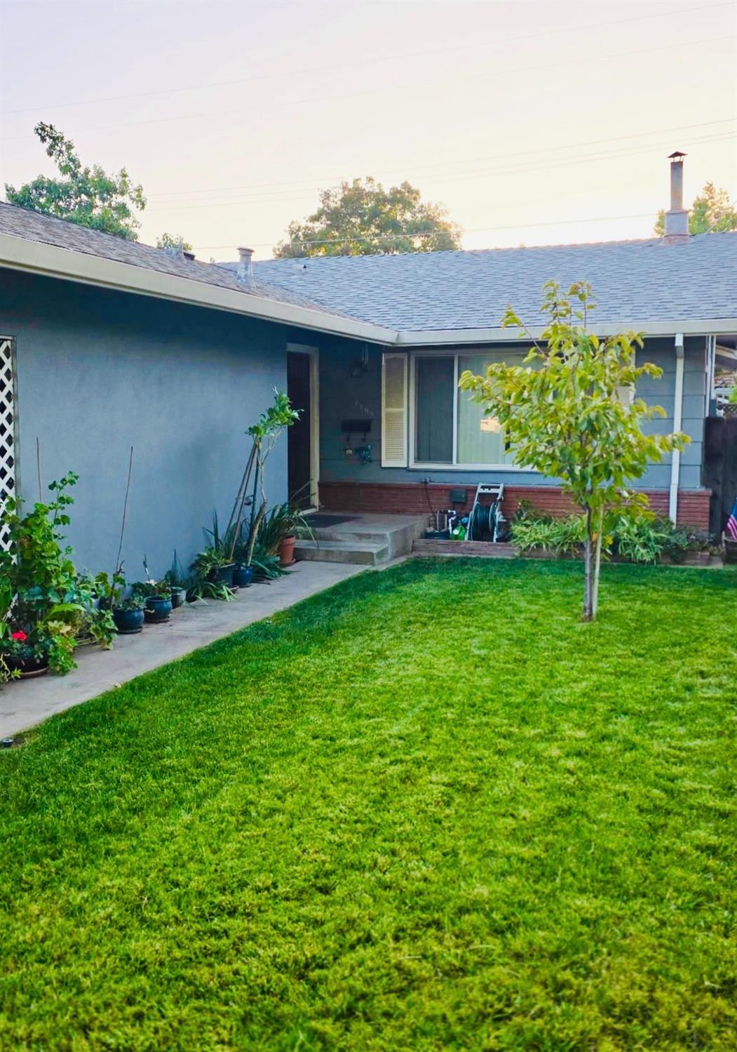 2405 Carver St, Modesto, CA 95350