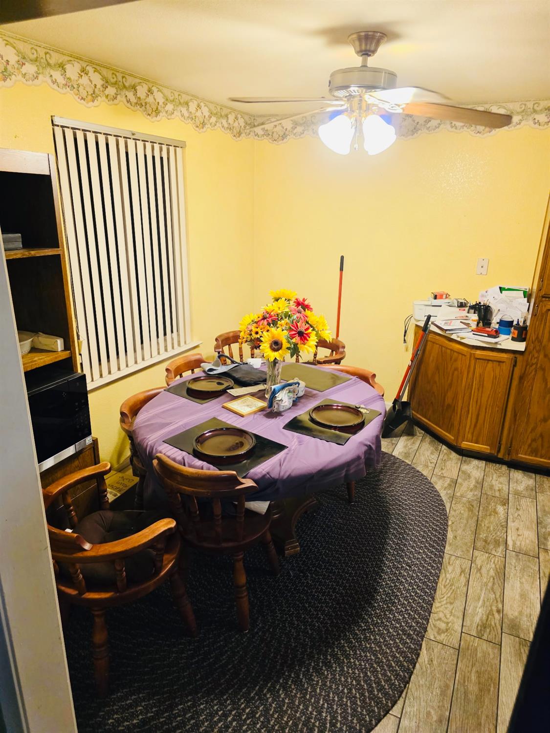 2405 Carver Rd, Modesto, CA 95350