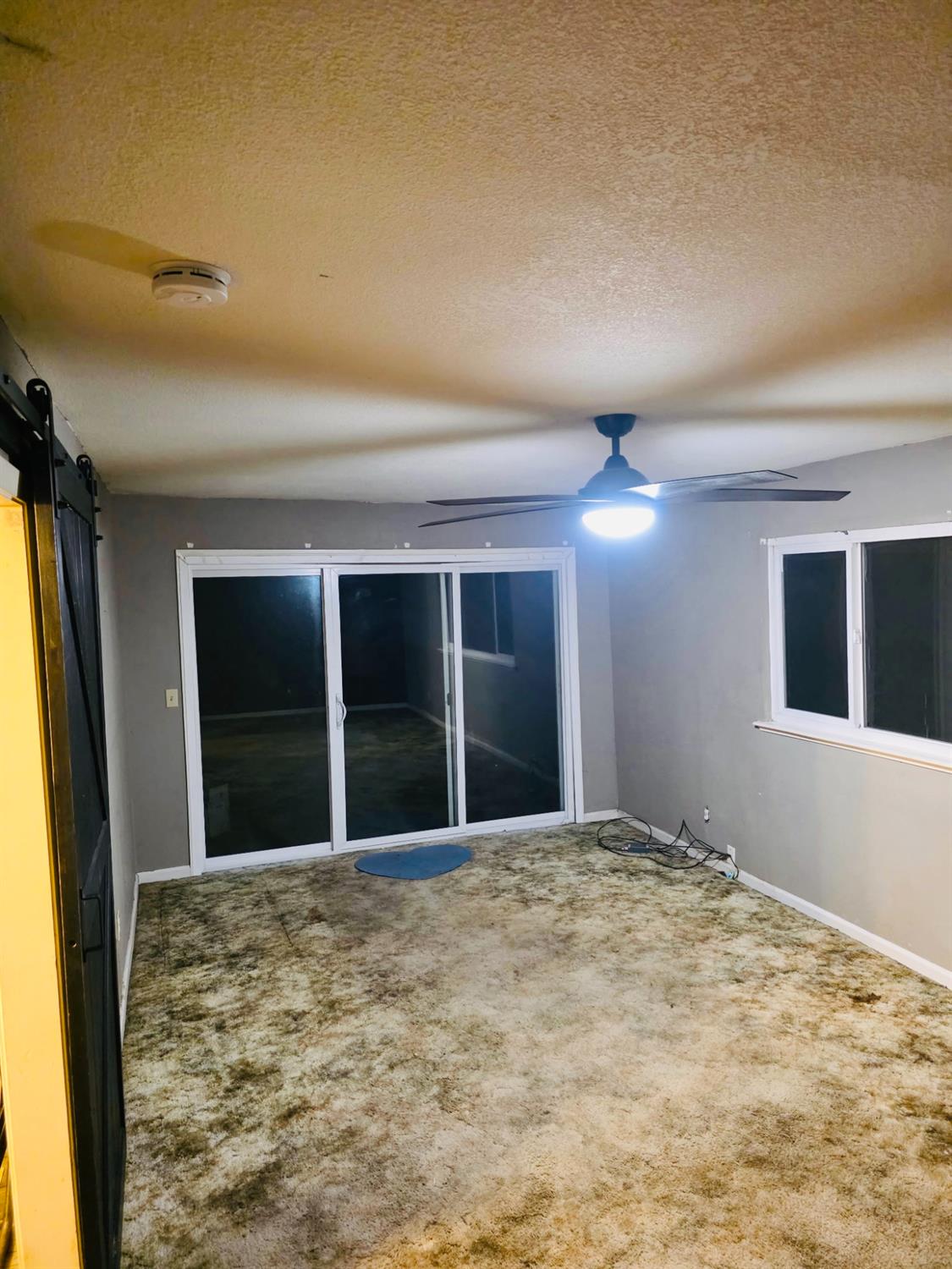 2405 Carver Rd, Modesto, CA 95350
