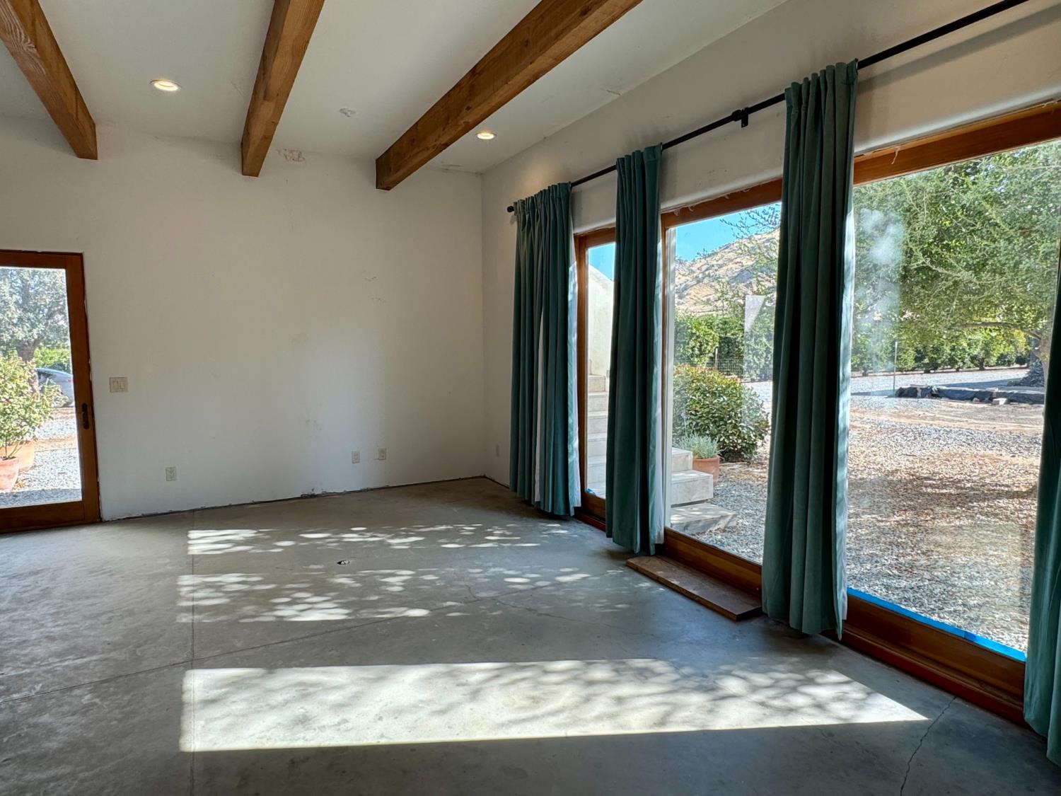 33204 Road 248, Lemon Cove, CA 93244