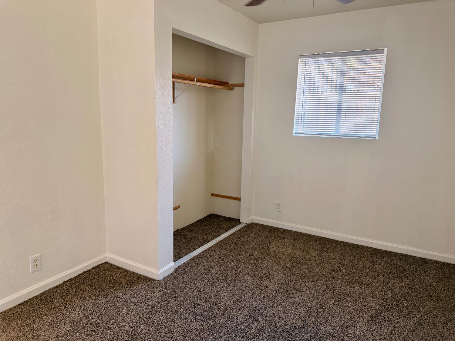 138 E Bellaire Way, Fresno, CA 93704