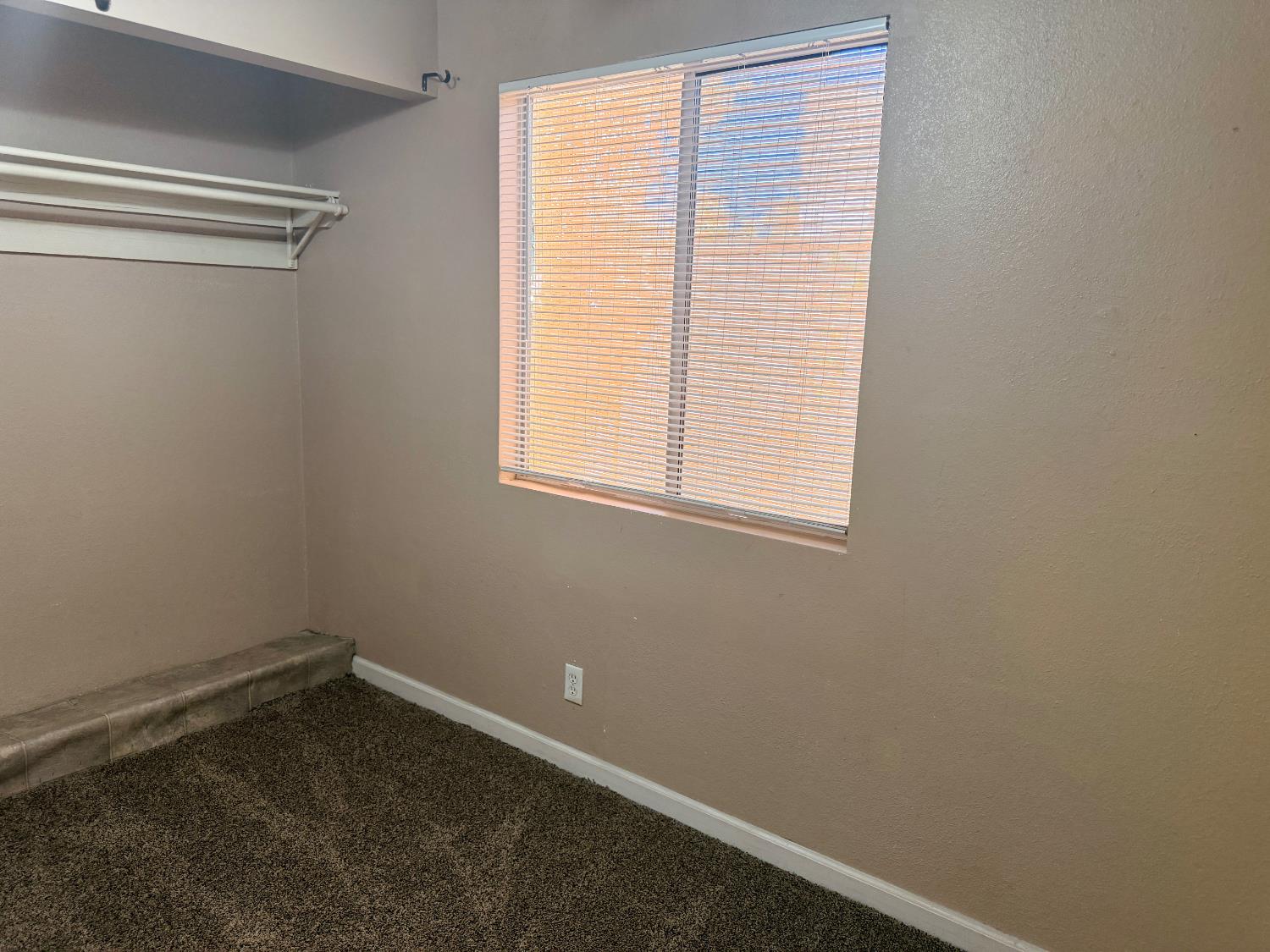 138 E Bellaire Way, Fresno, CA 93704