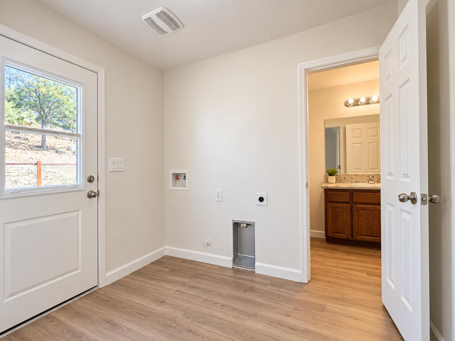 29215 Yosemite Springs Pkwy, Coarsegold, CA 93614