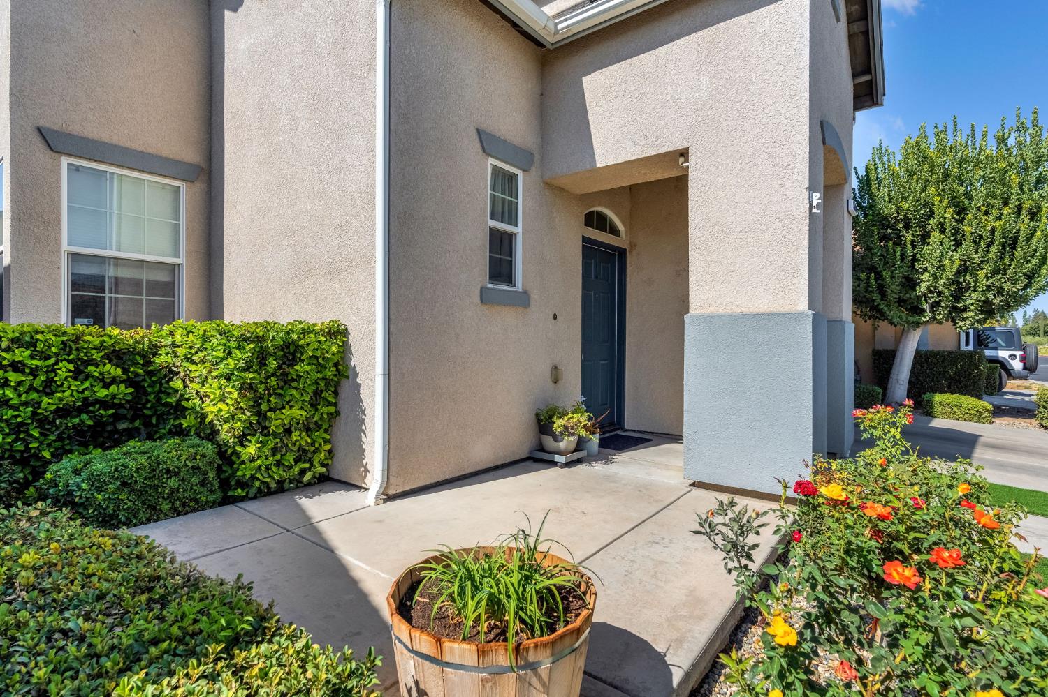 5557 N Citrus Ln, Fresno, CA 93711