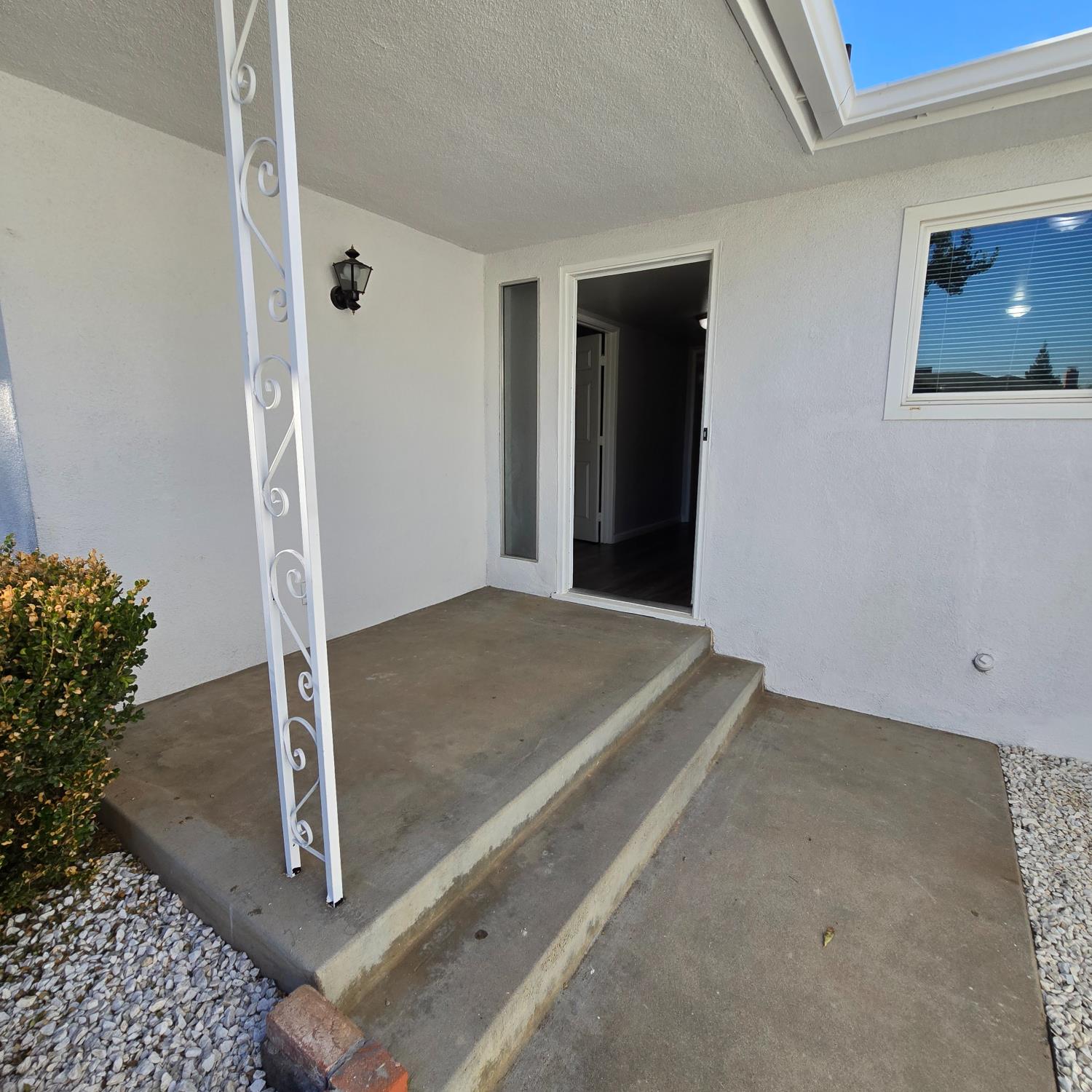 3138 W Norwich Ave, Fresno, CA 93722