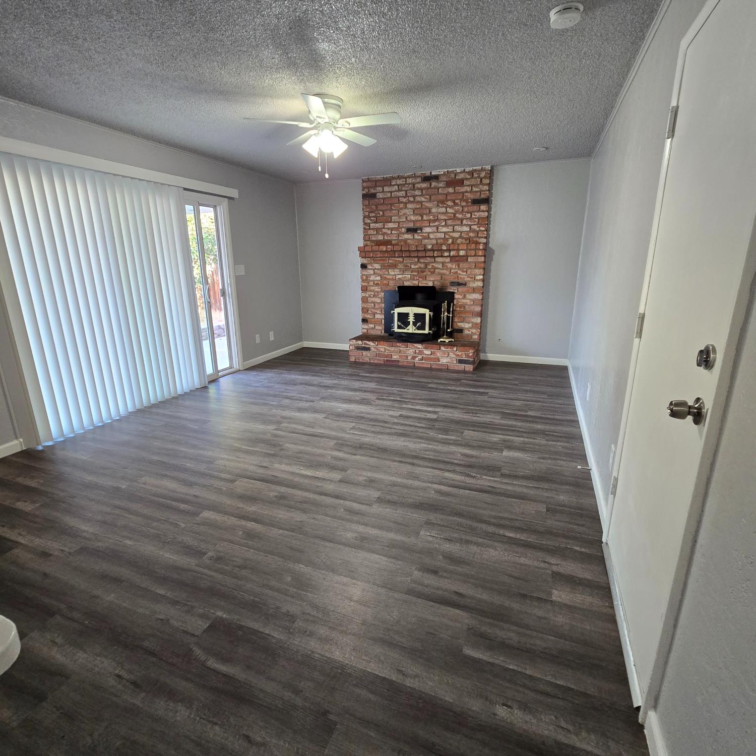 3138 W Norwich Ave, Fresno, CA 93722