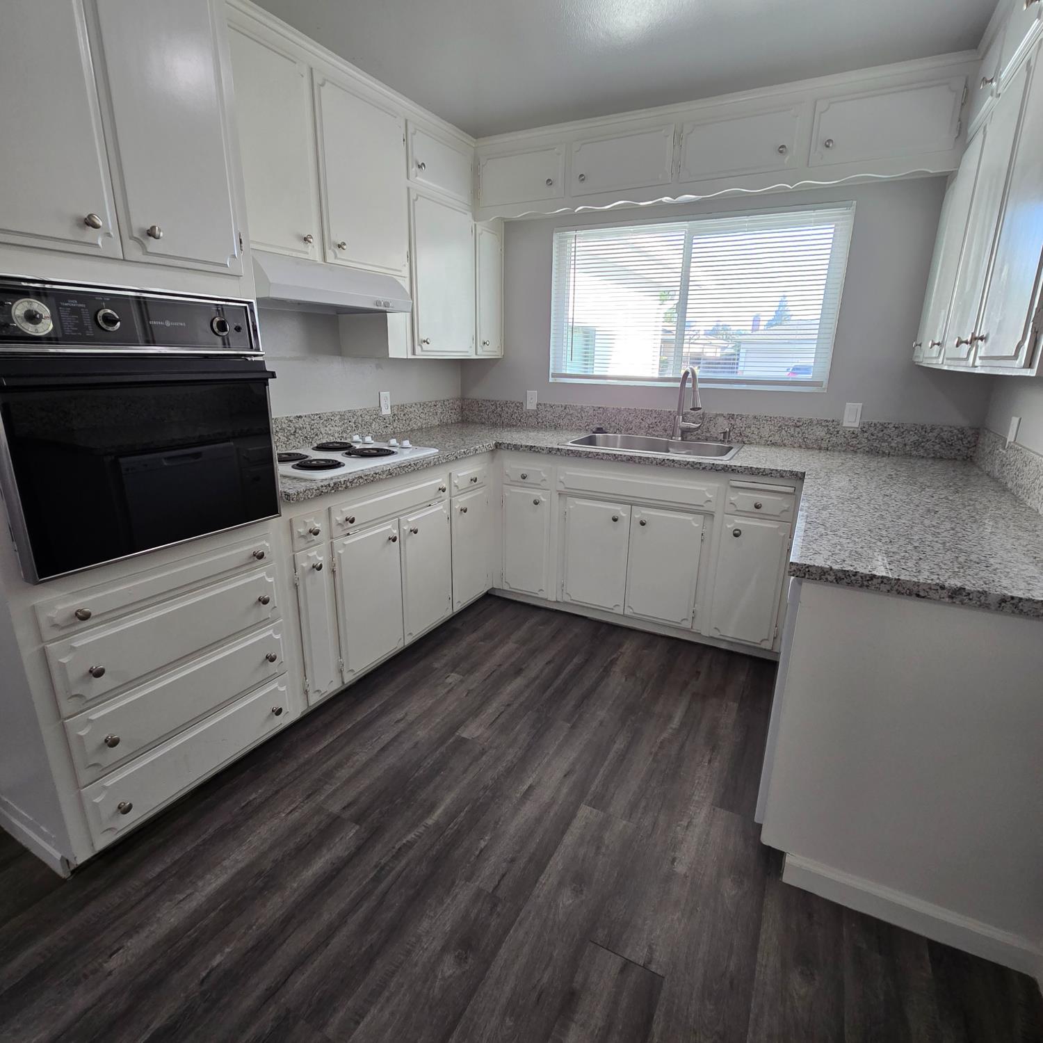 3138 W Norwich Ave, Fresno, CA 93722