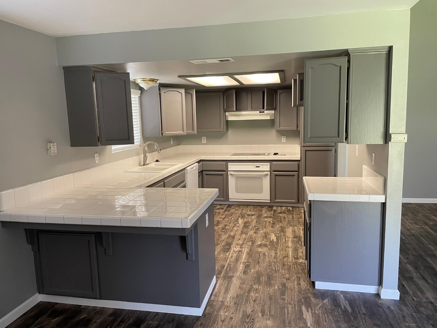 368 W Gibson Ave, Clovis, CA 93612
