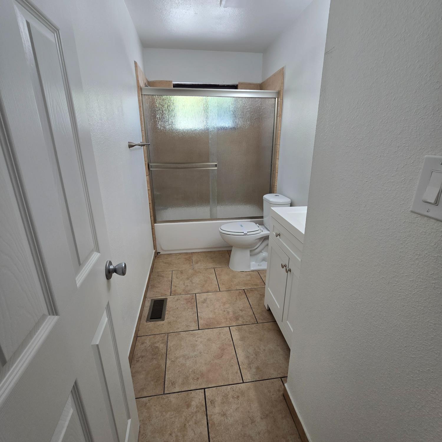 3625 N Lafayette Ave, Fresno, CA 93705