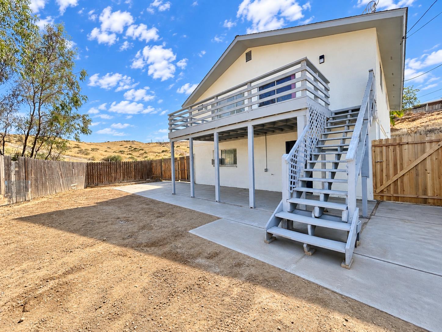 522 Garfield Ave, Taft, CA 93268
