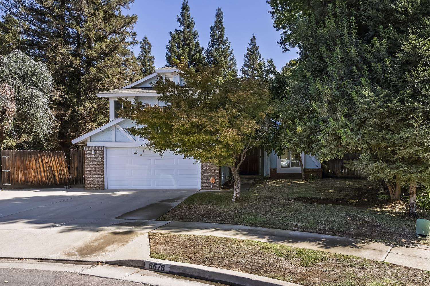 6578 N Safford, Fresno, CA 93711
