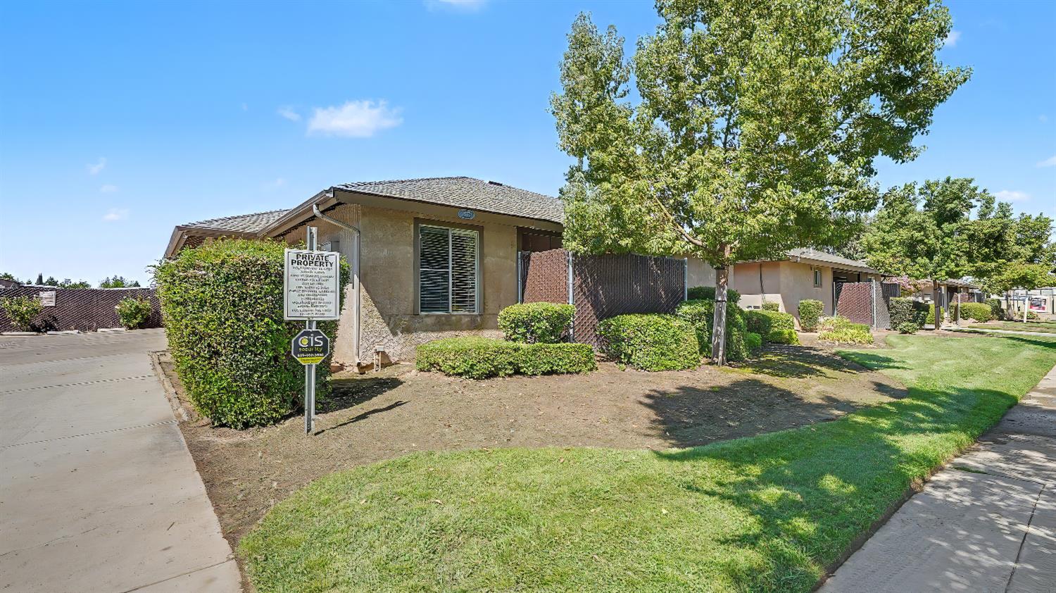 1575 N Pleasant, Fresno, CA 93728