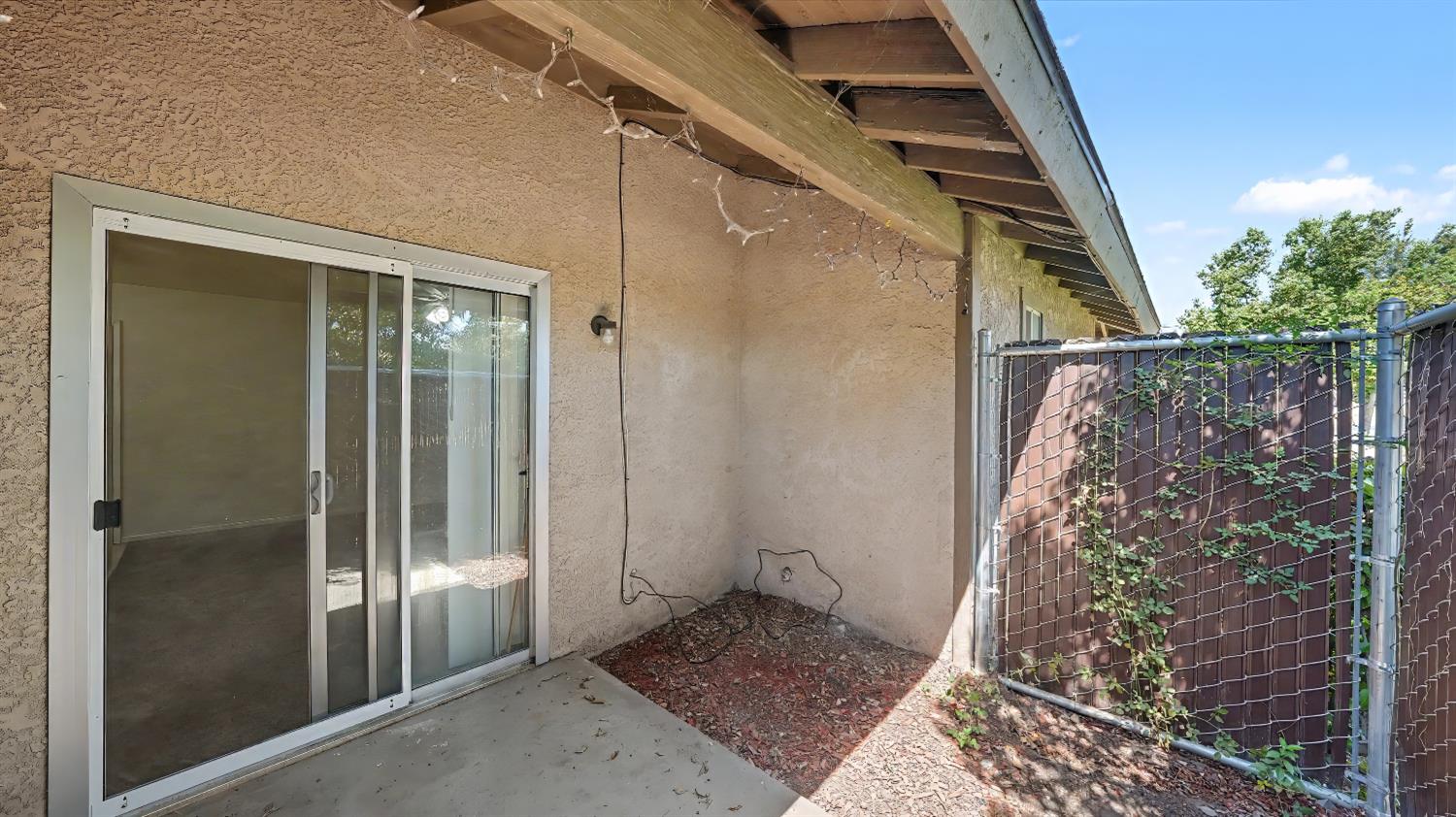 1575 N Pleasant, Fresno, CA 93728
