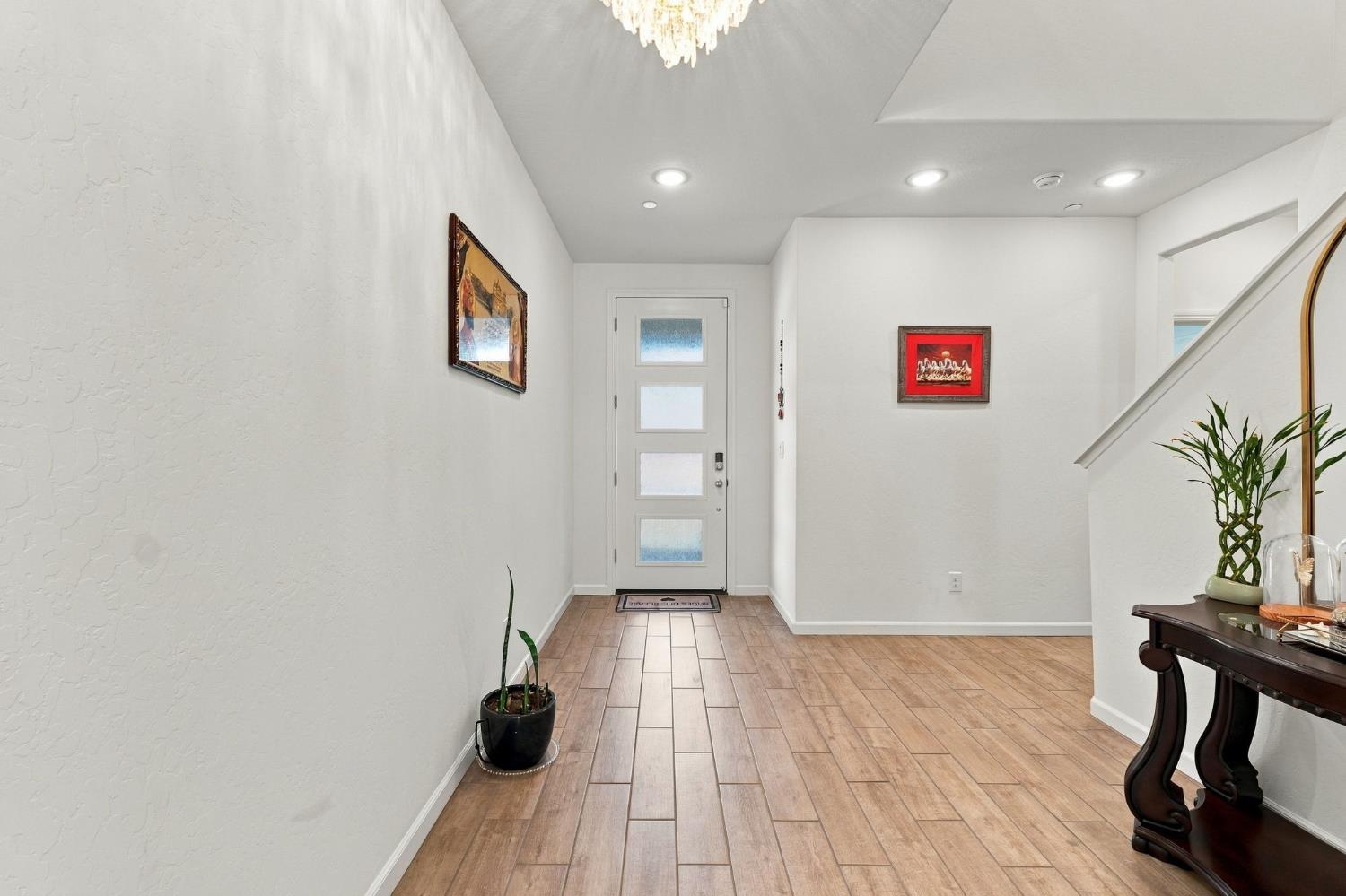 6585 E Huffman Ave, Fresno, CA 93727