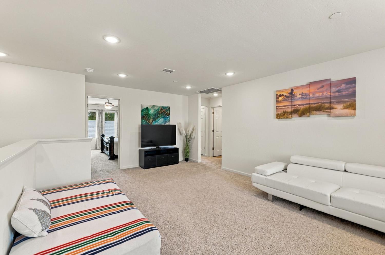 6585 E Huffman Ave, Fresno, CA 93727