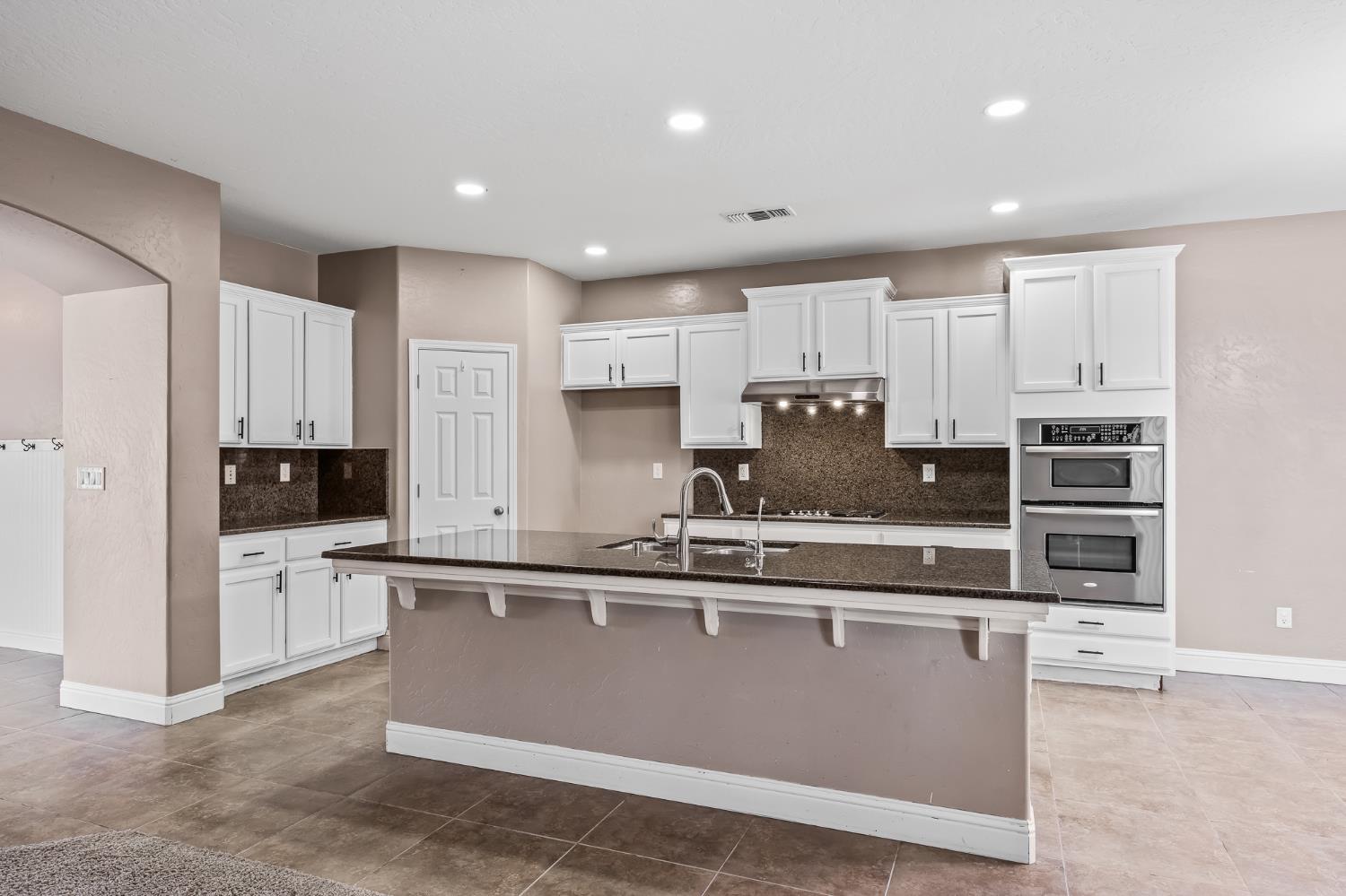 5848 E Platt Ave, Fresno, CA 93727