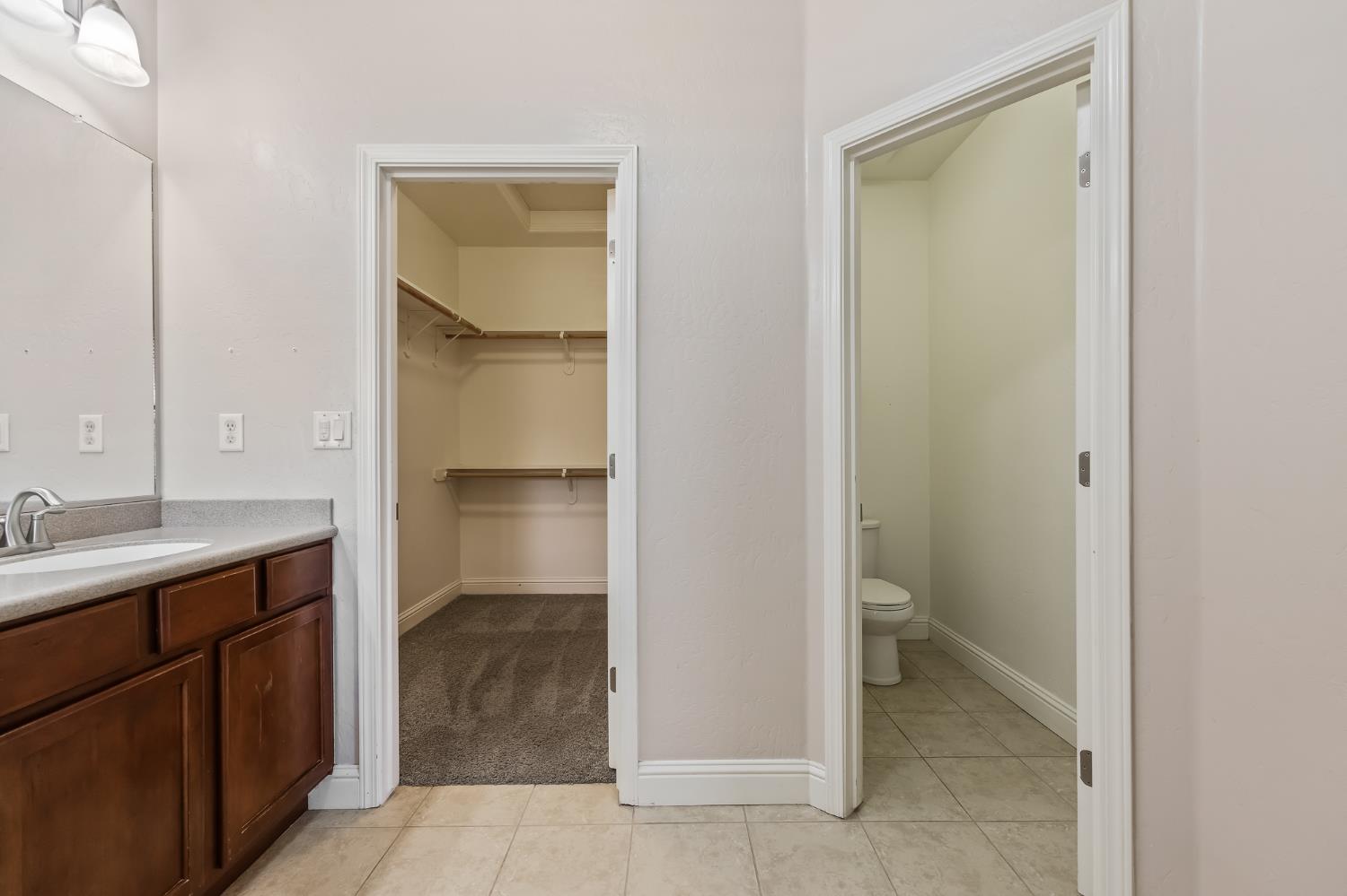 5848 E Platt Ave, Fresno, CA 93727